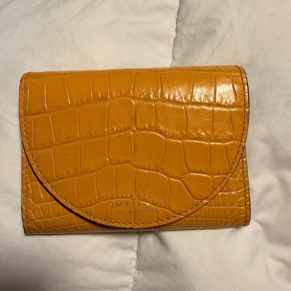 Smythson of Bond St. Wallet in Crocodile-Embossed Leather. - Picture 1 of 11
